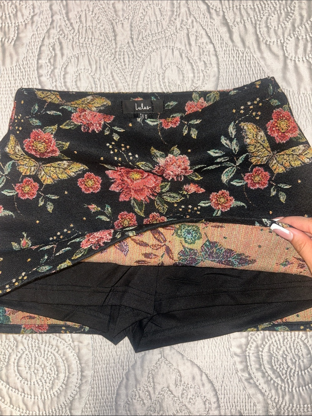 Lulu's Black Floral & Butterfly Skort - Picture 2 of 4